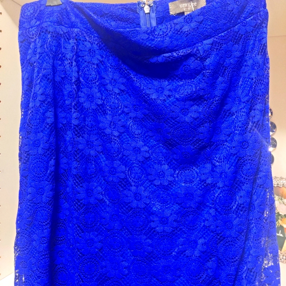 Gorgeous blue lace overlay skirt